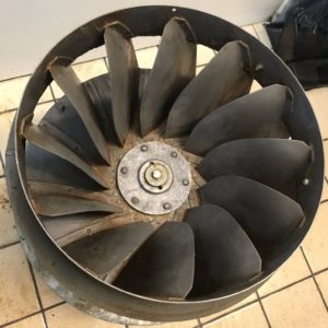 Kitchen extract fan clean